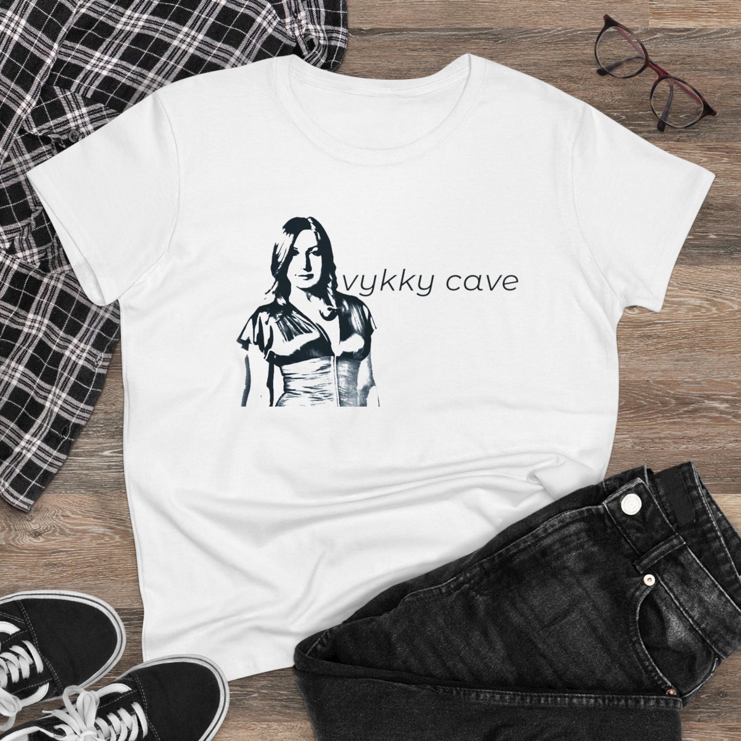 Vykky Cave Women's Midweight Cotton Tee