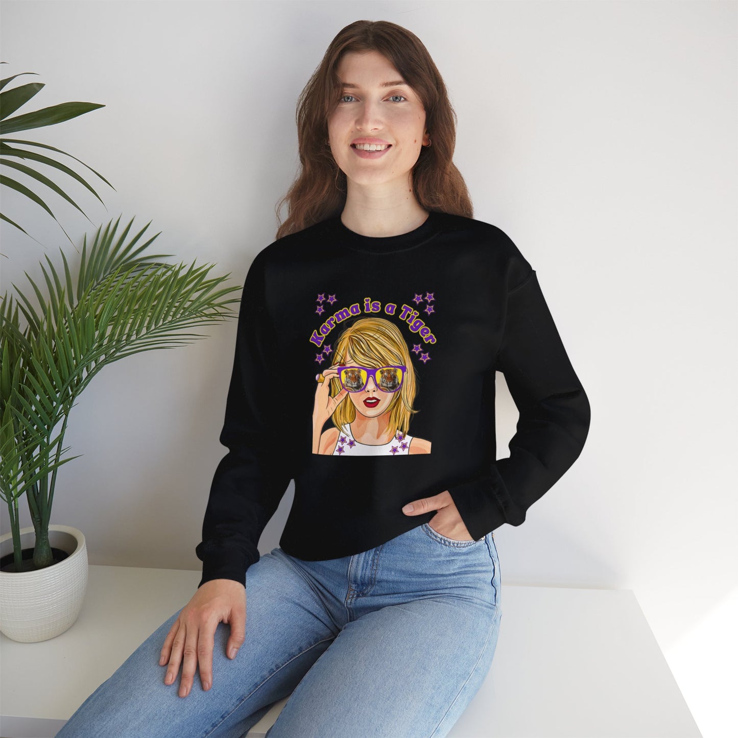 Tiger Tay Unisex Heavy Blend™ Crewneck Sweatshirt